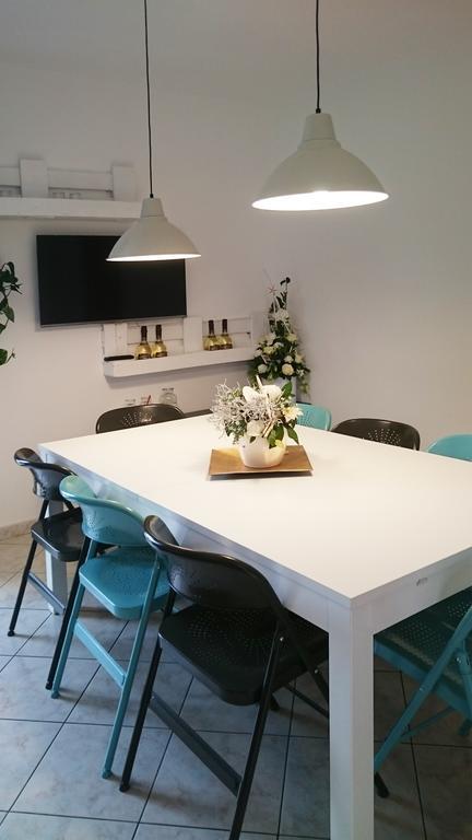 كوارتو سانتيلينا Spritz Bed & Breakfast المظهر الخارجي الصورة
